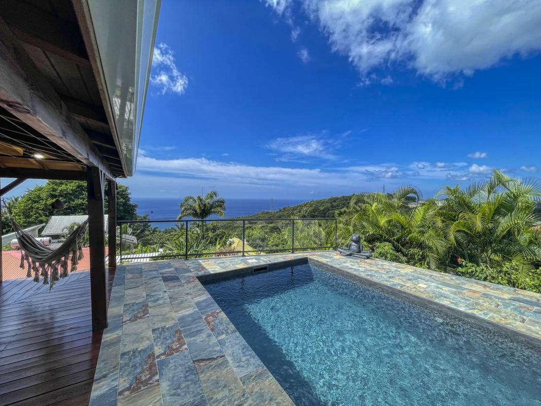 2 Location villa piscine vue mer Pointe Noire Guadeloupe_piscine
